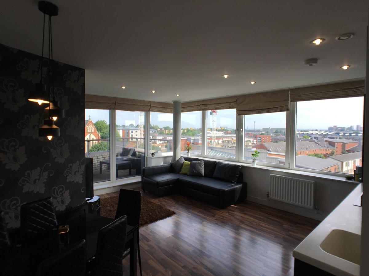 Luxury 2 Bed Penthouse Apartment Near Station London Eksteriør billede